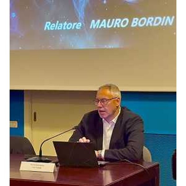Il presidente del Cr Fvg, Mauro Bordin prende la parola - Il presidente del Cr Fvg, Mauro Bordin prende la parola