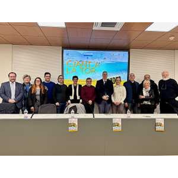 Arlef, Istitûl ladin furlan, Consiglio regionale, sindaci e artisti alla presentazione, a Udine, del videoclip Cjant a la Tor - Arlef, Istitûl ladin furlan, Consiglio regionale, sindaci e artisti alla presentazione, a Udine, del videoclip Cjant a la Tor