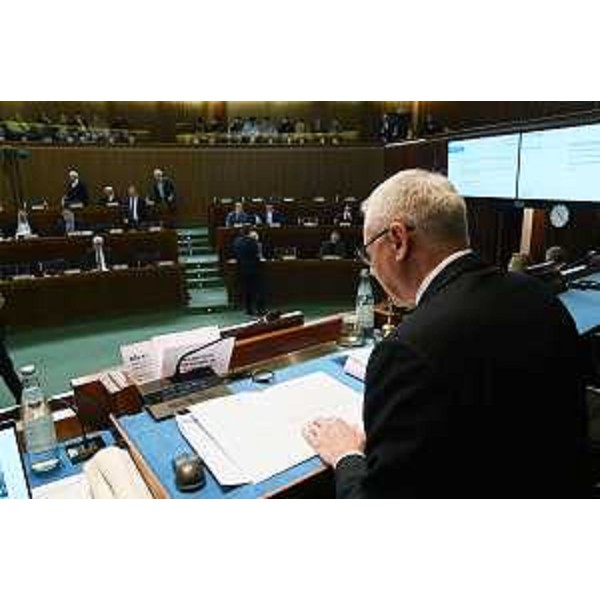 Il presidente del Cr Fvg, Mauro Bordin, durante la discussione sul Bilancio di previsione del Cr 2025-2027 - Il presidente del Cr Fvg, Mauro Bordin, durante la discussione sul Bilancio di previsione del Cr 2025-2027