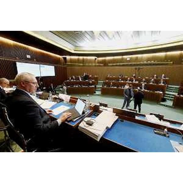 I lavori dell'Aula coordinati dal presidente dell'Assemblea legislativa, Mauro Bordin - I lavori dell'Aula coordinati dal presidente dell'Assemblea legislativa, Mauro Bordin