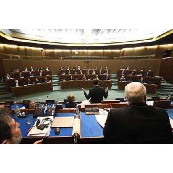 L'intervento del governatore Massimiliano Fedriga prima del voto finale - L'intervento del governatore Massimiliano Fedriga prima del voto finale