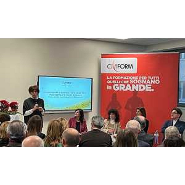 L'assessore Alessia Rosolen all'inaugurazione dei nuovi spazi del Civiform di Trieste - L'assessore Alessia Rosolen all'inaugurazione dei nuovi spazi del Civiform di Trieste