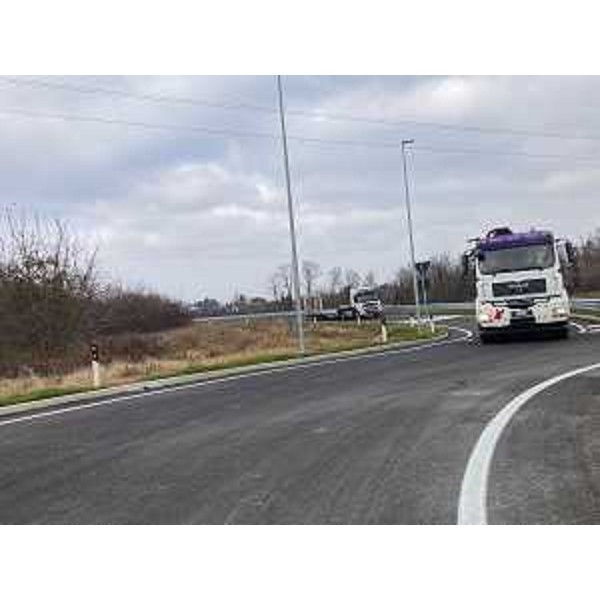 L'apertura al traffico della nuova bretella di collegamento tra la tangenziale di Udine e la Zona industriale udinese (Ziu) - L'apertura al traffico della nuova bretella di collegamento tra la tangenziale di Udine e la Zona industriale udinese (Ziu)