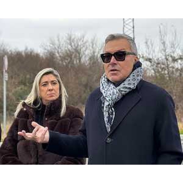 Gli assessori regionali alle Infrastrutture Cristina Amirante e alle Attività produttive Sergio Emidio Bini - Gli assessori regionali alle Infrastrutture Cristina Amirante e alle Attività produttive Sergio Emidio Bini 