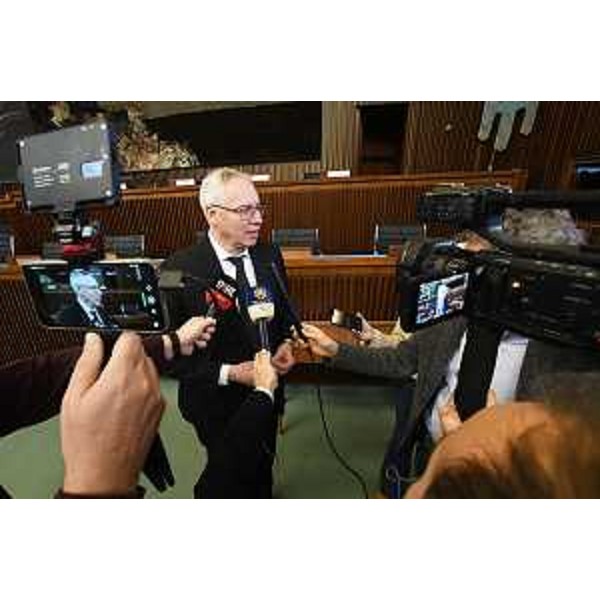 Il presidente Bordin durante le interviste con le testate televisive - Il presidente Bordin durante le interviste con le testate televisive