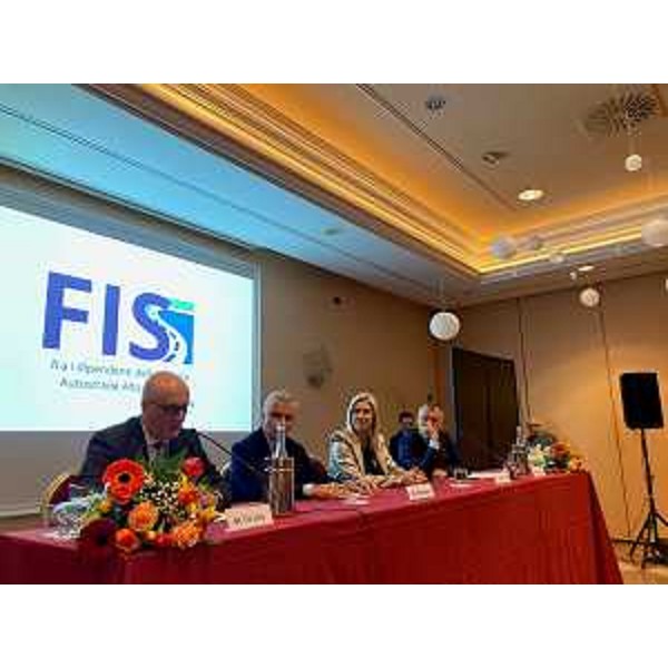 L'assessore regionale a Infrastrutture e territorio Cristina Amirante all'evento di Autostrade Alto Adriatico - L'assessore regionale a Infrastrutture e territorio Cristina Amirante all'evento di Autostrade Alto Adriatico