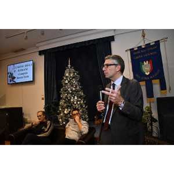 Lassessore regionale alle Autonomie locali Pierpaolo Roberti al consueto incontro prenatalizio dellUnione degli Istriani - Lassessore regionale alle Autonomie locali Pierpaolo Roberti al consueto incontro prenatalizio dellUnione degli Istriani