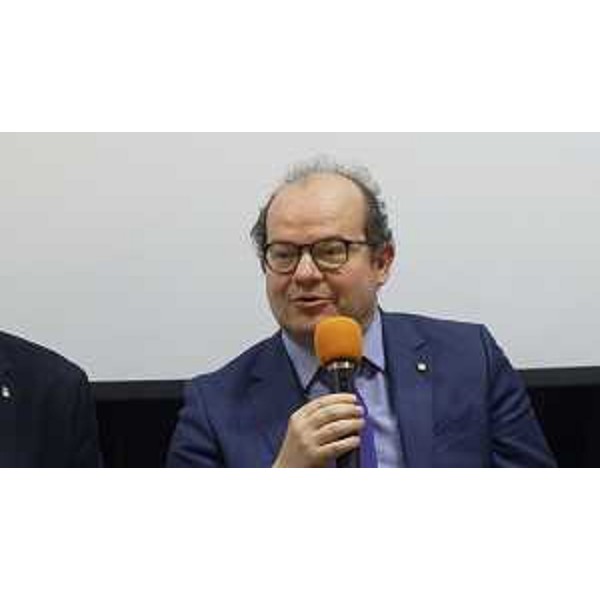 Il vicegovernatore Anzil nel corso del suo intervento - Il vicegovernatore Anzil nel corso del suo intervento