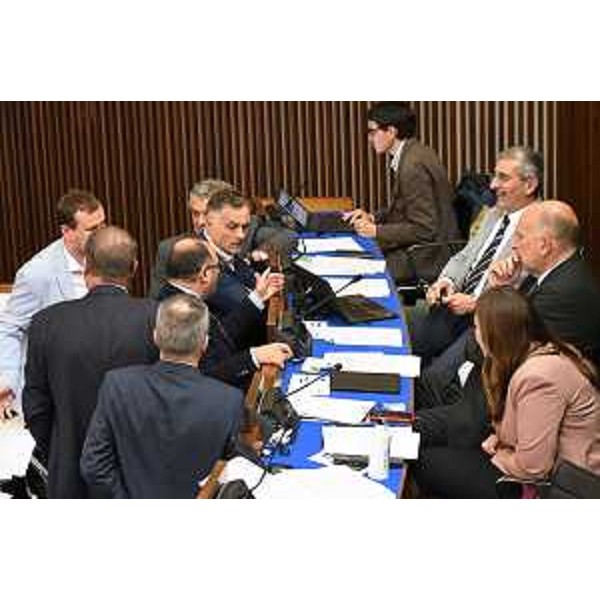 Consiglieri del gruppo Pd durante una seduta d'Aula - Consiglieri del gruppo Pd durante una seduta d'Aula