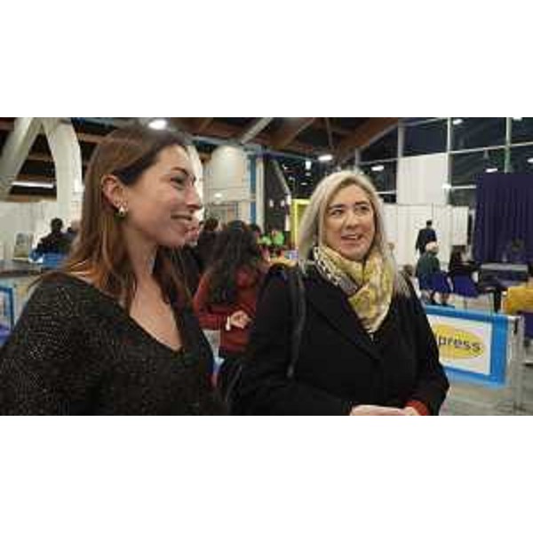 L'assessore Amirante assieme alla campionessa olimpica Mara Navarria - L'assessore Amirante assieme alla campionessa olimpica Mara Navarria