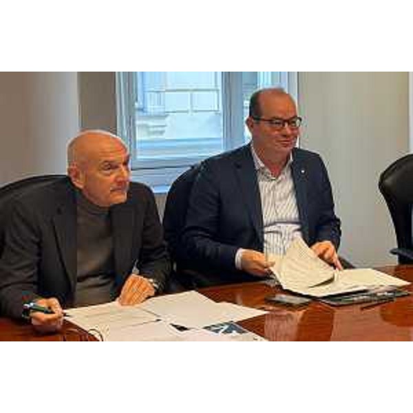 Il vicegovernatore con delega alla Cultura Mario Anzil (a destra) nel corso della seduta odierna di Giunta - Il vicegovernatore con delega alla Cultura Mario Anzil (a destra) nel corso della seduta odierna di Giunta