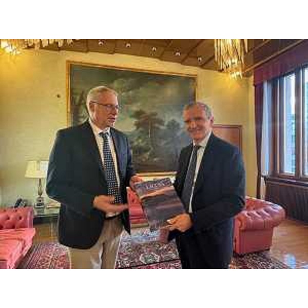 Il presidente del Consiglio regionale del Fvg Mauro Bordin assieme al presidente di Autostrade Alto Adriatico, Marco Monaco - Il presidente del Consiglio regionale del Fvg Mauro Bordin assieme al presidente di Autostrade Alto Adriatico, Marco Monaco