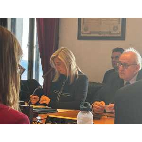 L'assessore regionale Cristina Amirante; alla sua sinistra il sindaco di Gorizia Rodolfo Ziberna - L'assessore regionale Cristina Amirante; alla sua sinistra il sindaco di Gorizia Rodolfo Ziberna