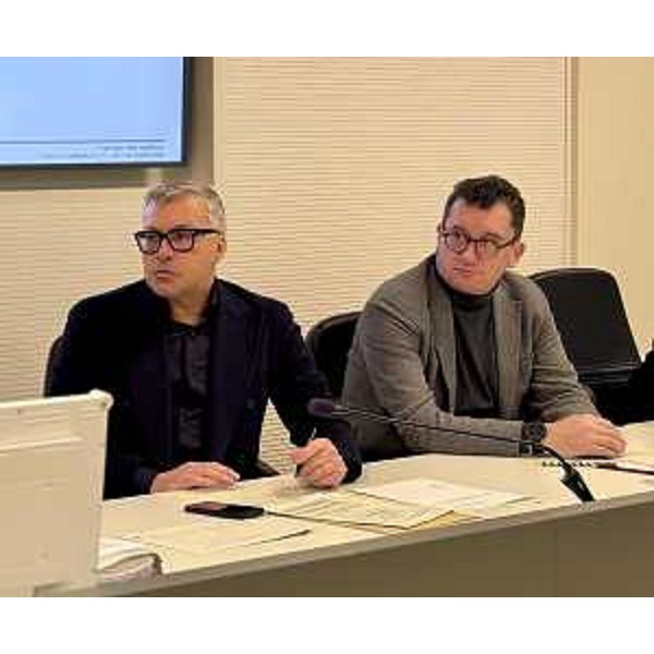 L'assessore regioanale Bini e il direttore Centrale Attività produttive Giordano - L'assessore regioanale Bini e il direttore Centrale Attività produttive Giordano