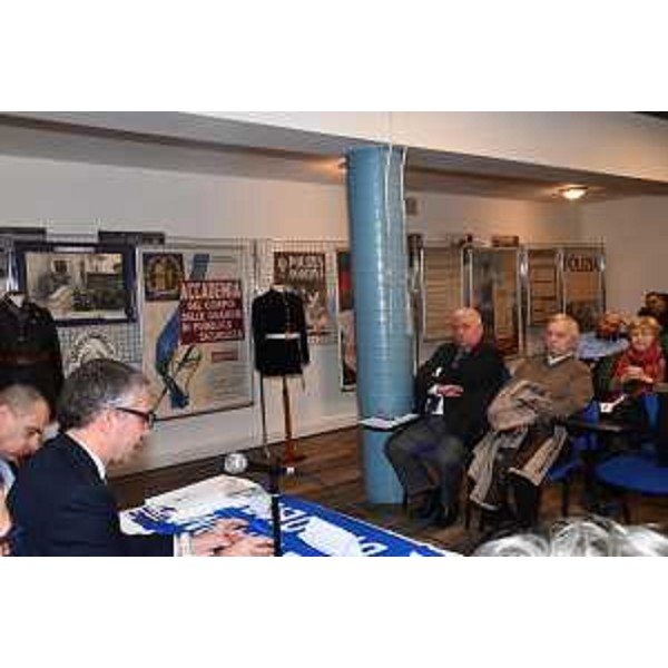 L'assessore regionale Pierpaolo Roberti al congresso provinciale Sap di Trieste - L'assessore regionale Pierpaolo Roberti al congresso provinciale Sap di Trieste