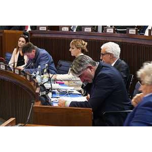 Consiglieri regionali della Lega con, in primo piano, il capogruppo Antonio Calligaris - Consiglieri regionali della Lega con, in primo piano, il capogruppo Antonio Calligaris