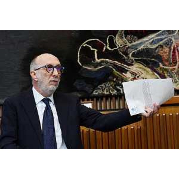 L'intervento dell'assessore alla Salute Riccardo Ricccardi nel corso dei lavcoir della III Commissione - L'intervento dell'assessore alla Salute Riccardo Ricccardi nel corso dei lavcoir della III Commissione