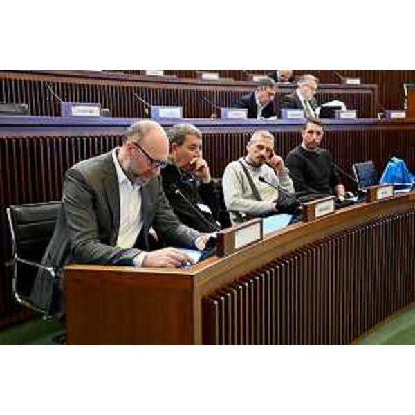 Gli auditi in VI Commissione consiliare durante l'esame della pdl in materia di subacquea industriale - Gli auditi in VI Commissione consiliare durante l'esame della pdl in materia di subacquea industriale