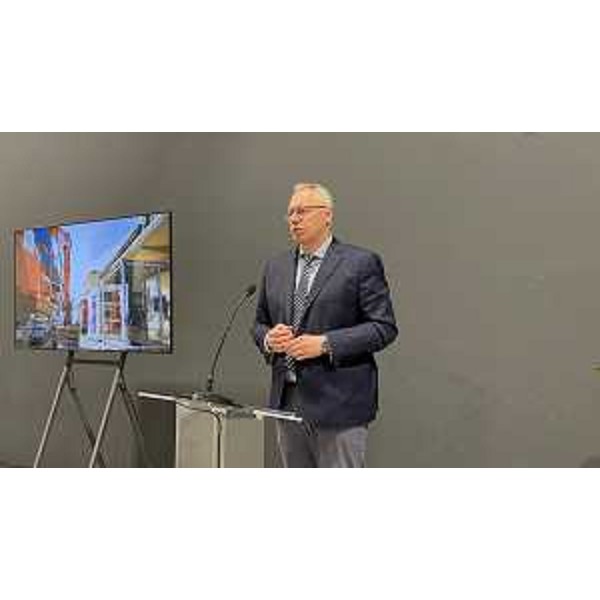 Il presidente del Consiglio regionale del Friuli Venezia Giulia, Mauro Bordin, durante il suo intervento. - Il presidente del Consiglio regionale del Friuli Venezia Giulia, Mauro Bordin, durante il suo intervento.