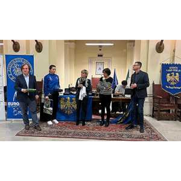 Una fase della cerimonia svoltasi oggi a Udine - Una fase della cerimonia svoltasi oggi a Udine