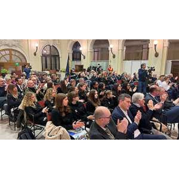 Una fase della cerimonia svoltasi oggi a Udine - Una fase della cerimonia svoltasi oggi a Udine