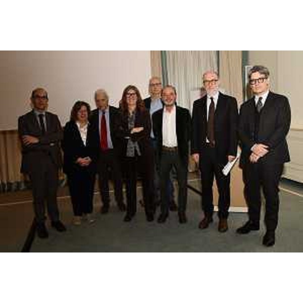 L'assessore Riccardi con il direttore generale di Asugi Antonio Poggiana e i rappresentanti dell'associazione De Banfield (a destra il presidente Massimo Simeon) - L'assessore Riccardi con il direttore generale di Asugi Antonio Poggiana e i rappresentanti dell'associazione De Banfield (a destra il presidente Massimo Simeon)