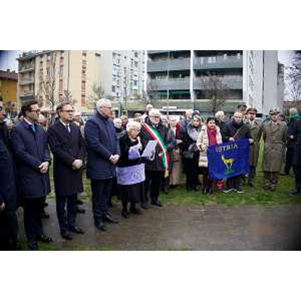 L'intervento di Bruna Zuccolin durante la cerimonia per il Giorno del Ricordo - L'intervento di Bruna Zuccolin durante la cerimonia per il Giorno del Ricordo