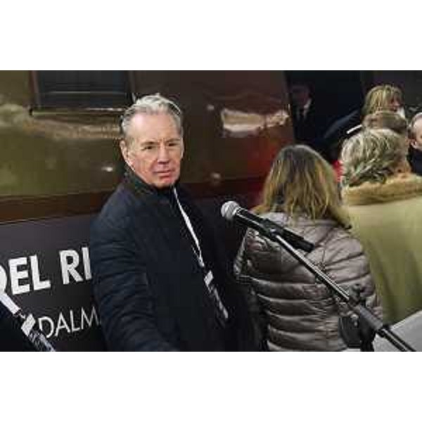L'assessore regionale Fabio Scoccimarro in stazione a Trieste per la tappa del Treno del Ricordo - L'assessore regionale Fabio Scoccimarro in stazione a Trieste per la tappa del Treno del Ricordo