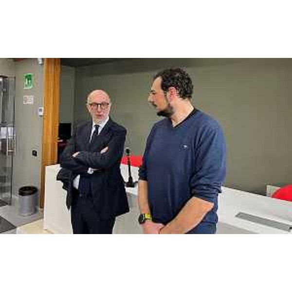 Sulla sinistra l'assessore regionale Riccardo Riccardi nel corso del suo intervento, al suo fianco l'assessore comunale di Gradisca d'Isonzo Marco Zanolla - Sulla sinistra l'assessore regionale Riccardo Riccardi nel corso del suo intervento, al suo fianco l'assessore comunale di Gradisca d'Isonzo Marco Zanolla