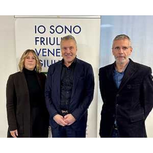 L'assessore Bini con il sindaco di Grado, Giuseppe Corbatto, e il vicesindaco e assessore al Turismo, Greta Reverdito. - L'assessore Bini con il sindaco di Grado, Giuseppe Corbatto, e il vicesindaco e assessore al Turismo, Greta Reverdito. 