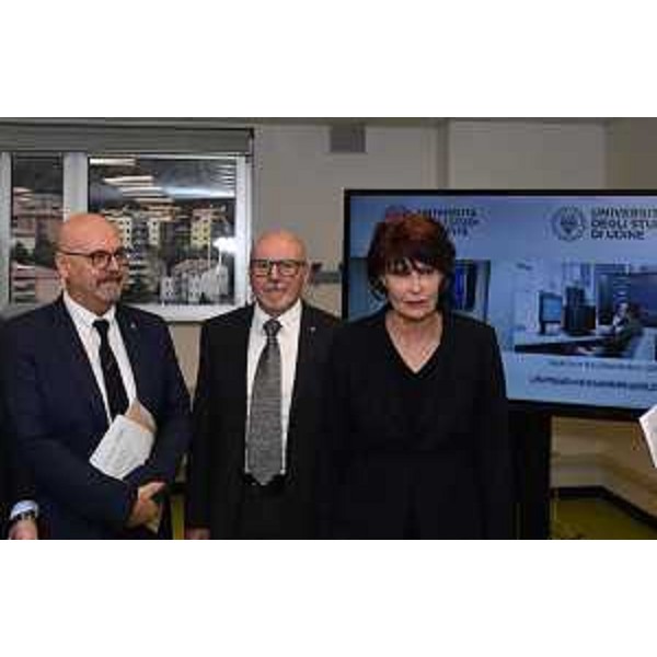 Un momento della presentazione. - Un momento della presentazione.