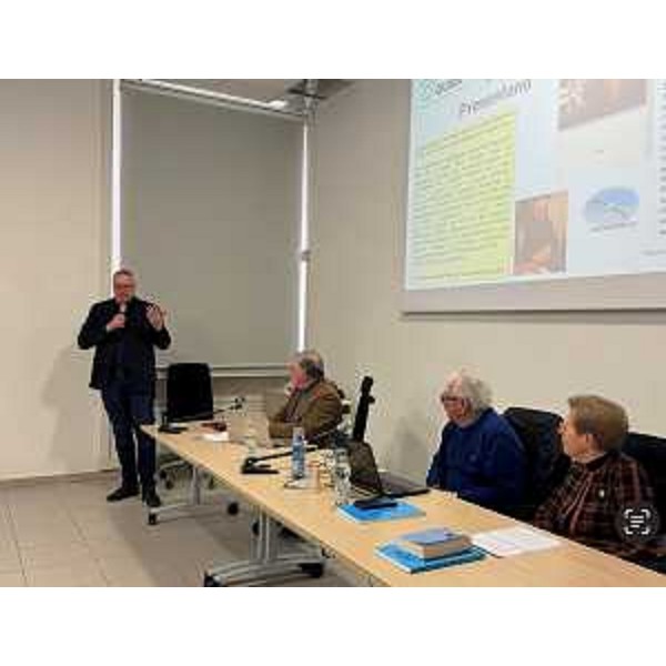 Il presidente del Cr Fvg, Mauro Bordin, durante il suo intervento - Il presidente del Cr Fvg, Mauro Bordin, durante il suo intervento