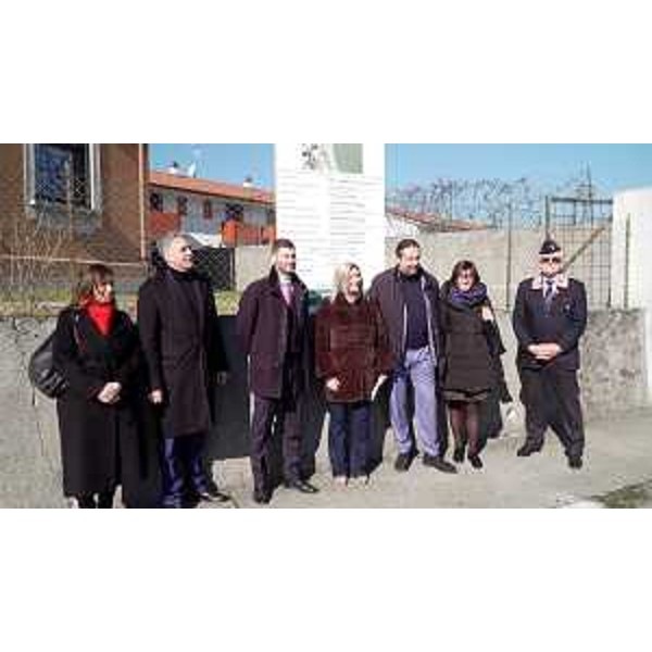 Lassessore regionale a Infrastrutture e territorio Cristina Amirante all'avvio del cantiere della rotatoria di Reana del Rojale - Lassessore regionale a Infrastrutture e territorio Cristina Amirante all'avvio del cantiere della rotatoria di Reana del Rojale