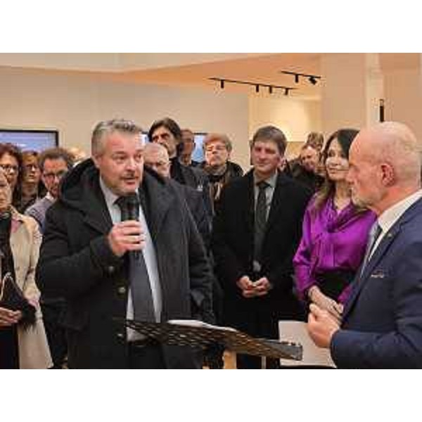 L'intervento del consigliere Diego Bernardis (Fp) all'inaugurazione della mostra - L'intervento del consigliere Diego Bernardis (Fp) all'inaugurazione della mostra