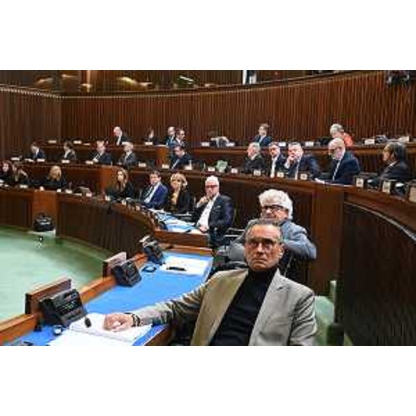 I consiglieri durante la proiezione del filmato - I consiglieri durante la proiezione del filmato 