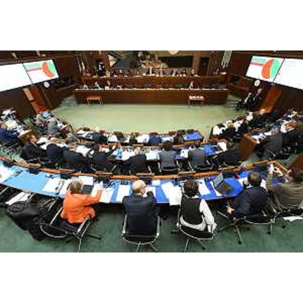 I lavori durante la seduta del Consiglio regionale - I lavori durante la seduta del Consiglio regionale