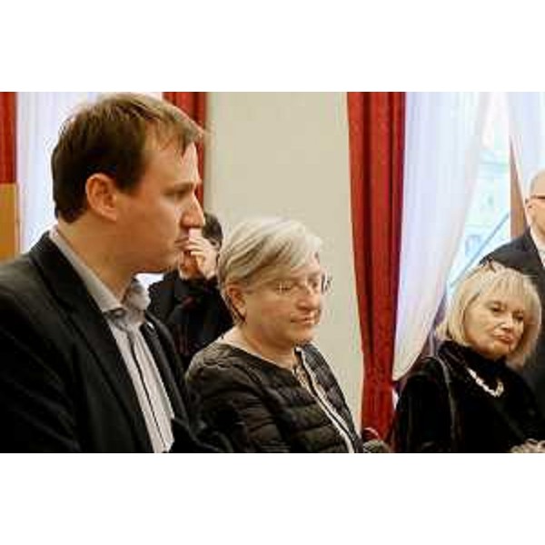 Massimiliano Pozzo (Pd) insieme alle consigliere Simona Liguori (Patto per l'Autonomia -Civica Fvg) e Laura Fasiolo (Pd) - Massimiliano Pozzo (Pd) insieme alle consigliere Simona Liguori (Patto per l'Autonomia -Civica Fvg) e Laura Fasiolo (Pd)