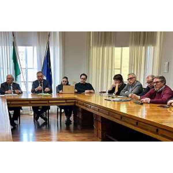 una fase del tavolo di confronto svoltosi oggi a Roma alla sede del Mimit, alla presenza degli assessoiri Alessia Rosolen e Sergio Emidio Bini - una fase del tavolo di confronto svoltosi oggi a Roma alla sede del Mimit, alla presenza degli assessoiri Alessia Rosolen e Sergio Emidio Bini