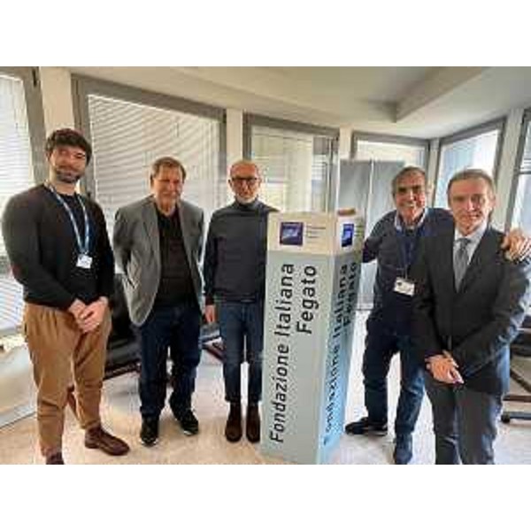 L'assessore regionale alla Salute Riccardo Riccardi al centro della foto. Da sinistra a destra: Devis Pascut, Decio Ripandelli, Riccardo Riccardi, Claudio Tiribelli e Giorgio Soardo - L'assessore regionale alla Salute Riccardo Riccardi al centro della foto. Da sinistra a destra: Devis Pascut, Decio Ripandelli, Riccardo Riccardi, Claudio Tiribelli e Giorgio Soardo