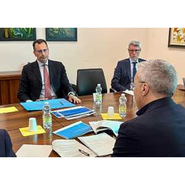 Una fase dell'ijncontro tra l'assessore regionale alle Attività produttive e il direttore del Ministero delle imprese e del Made in Italy - Una fase dell'ijncontro tra l'assessore regionale alle Attività produttive e il direttore del Ministero delle imprese e del Made in Italy