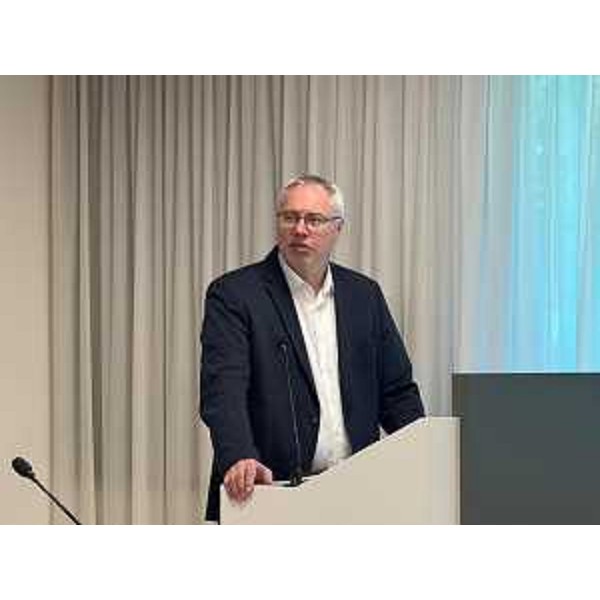 Un momento dell'intervento del presidente Bordin a Udine - Un momento dell'intervento del presidente Bordin a Udine