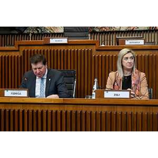 Il presidente della IV Commissione, Alberto Budai (Lega), e l'assessore regionale alle Infrastrutture, Cristina Amirante - Il presidente della IV Commissione, Alberto Budai (Lega), e l'assessore regionale alle Infrastrutture, Cristina Amirante 