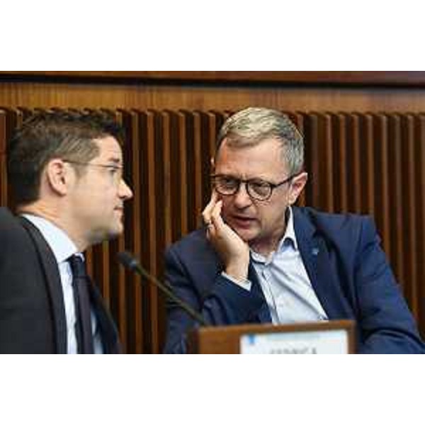 Il presidente Markus Maurmair (FdI) e l'assessore regionale Stefano Zannier - Il presidente Markus Maurmair (FdI) e l'assessore regionale Stefano Zannier