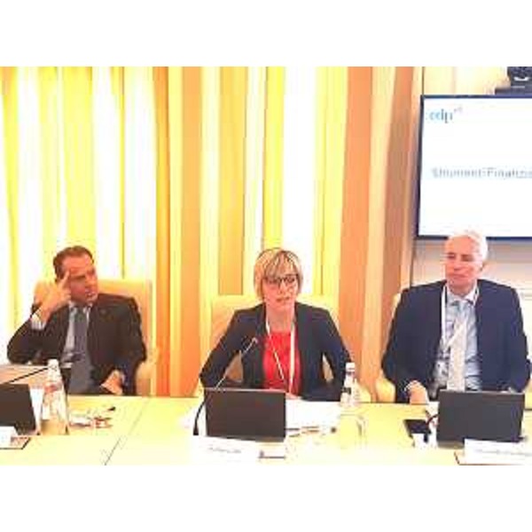 L'assessore Barbara Zilli nel corso del suo intervento - L'assessore Barbara Zilli nel corso del suo intervento