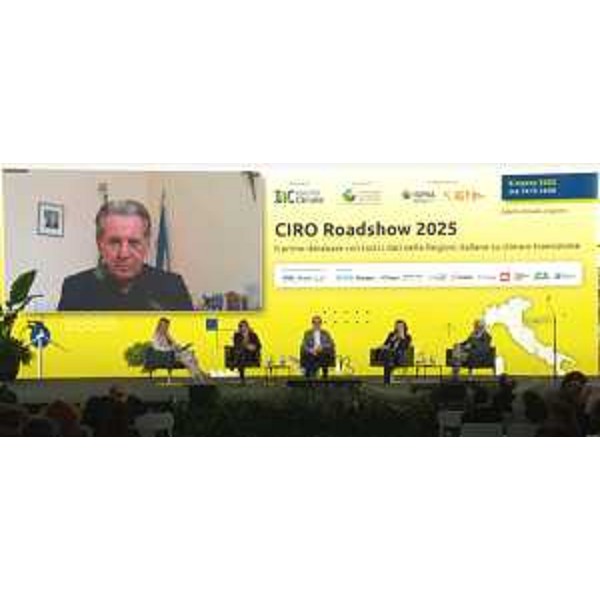 Lassessore regionale alla Difesa dellambiente Fabio Scoccimarro nel corso del videocollegamento con il "CIRO Roadshow 2025" - Lassessore regionale alla Difesa dellambiente Fabio Scoccimarro nel corso del videocollegamento con il "CIRO Roadshow 2025"