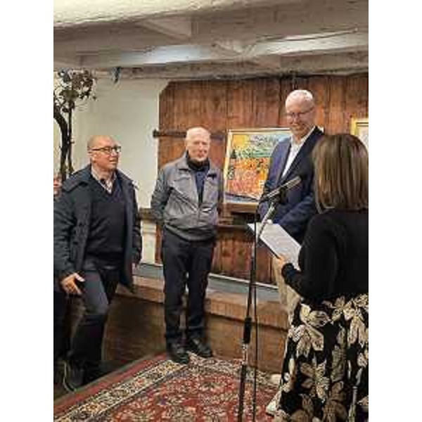 Il presidente del Cr Fvg con il maestro Alverio Savoia e il titolare dell'azienda Petrucco - Il presidente del Cr Fvg con il maestro Alverio Savoia e il titolare dell'azienda Petrucco