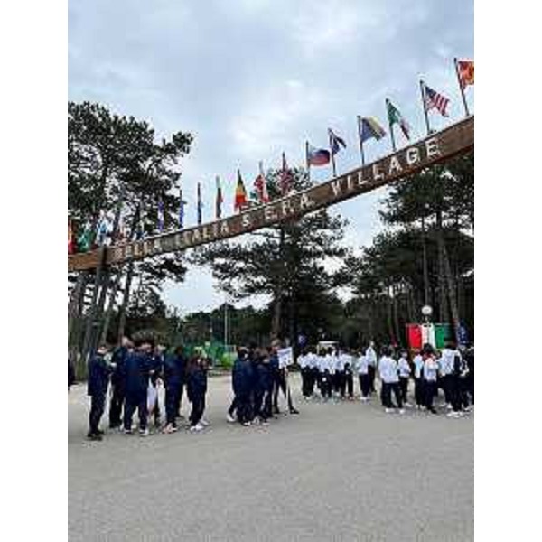 Le delegazioni pronte per la sfilata di apertura delle Convittiadi - Le delegazioni pronte per la sfilata di apertura delle Convittiadi