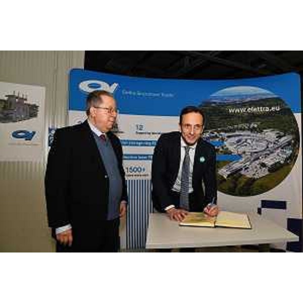 Il governatore Fedriga in visita a Elettra Sincrotrone Trieste - Il governatore Fedriga in visita a Elettra Sincrotrone Trieste