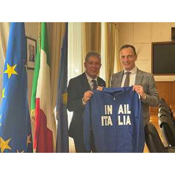 Il governatore Massimiliano Fedriga con il direttore generale dell'Inail Marcello Fiori - Il governatore Massimiliano Fedriga con il direttore generale dell'Inail Marcello Fiori