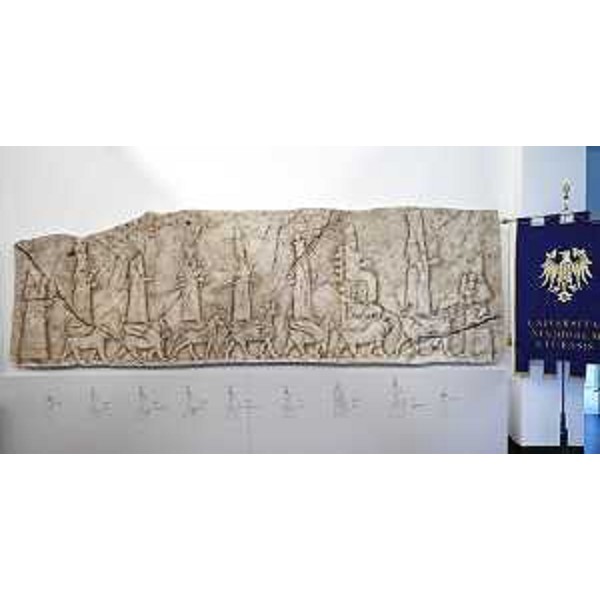 La replica del rilievo di Faida - La replica del rilievo di Faida